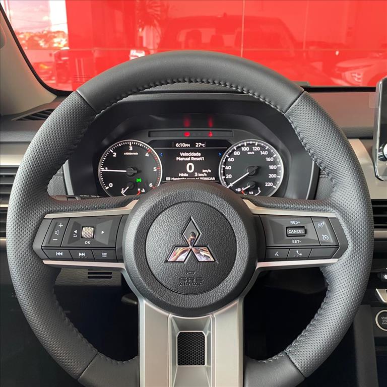 Mitsubishi-TRITON-2.4 BITURBO DIESEL CD HPE 4X4 AUTOMÁTICO