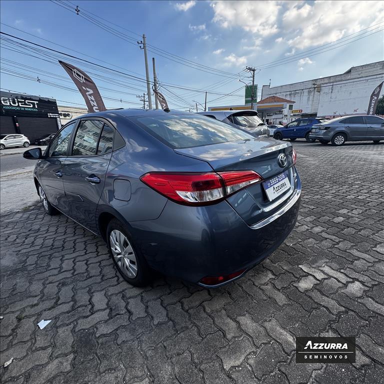 YARIS 1.5 16V FLEX SEDAN XL LIVE MULTIDRIVE4