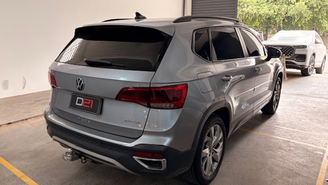 VW - Volkswagen-TAOS-1.4 250 TSI TOTAL FLEX COMFORTLINE AUTOMÁTICO