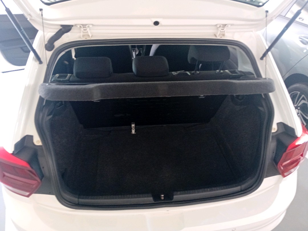 Volkswagen Polo 1.6 MSI Total Flex Manual - foto 9