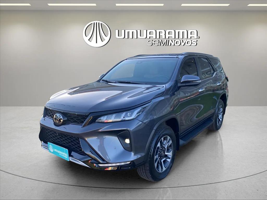 HILUX SW4 2.8 D-4D TURBO DIESEL DIAMOND 7L 4X4 AUTOMÁTICO2