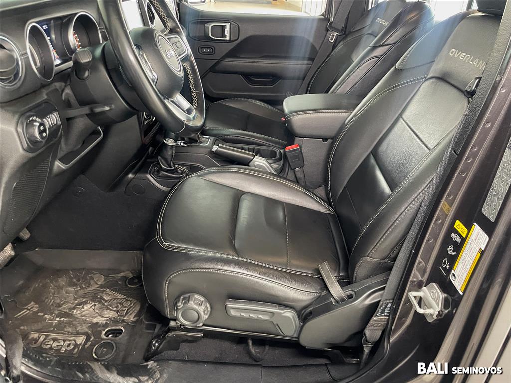 WRANGLER 2.0 TURBO GASOLINA UNLIMITED OVERLAND 4P 4X4 AT811