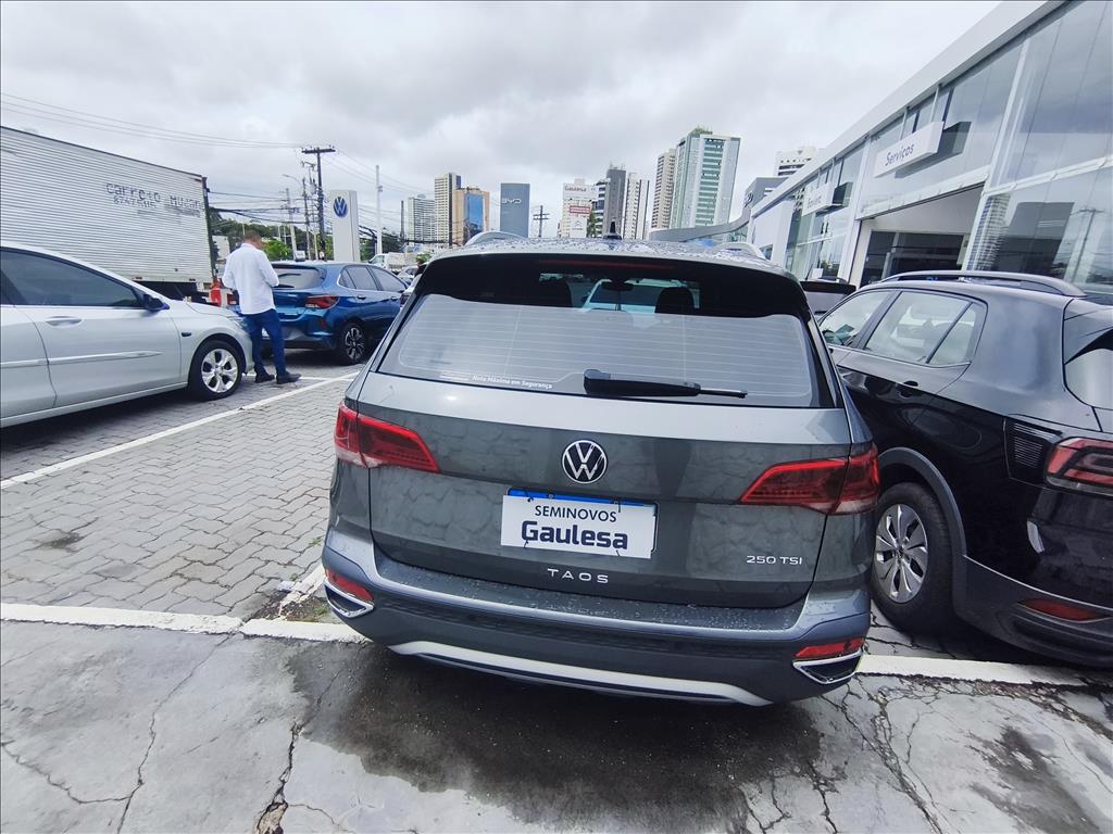 TAOS 1.4 250 TSI TOTAL FLEX HIGHLINE AUTOMÁTICO4