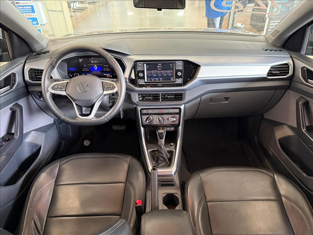 T-CROSS 1.0 200 TSI TOTAL FLEX AUTOMÁTICO10