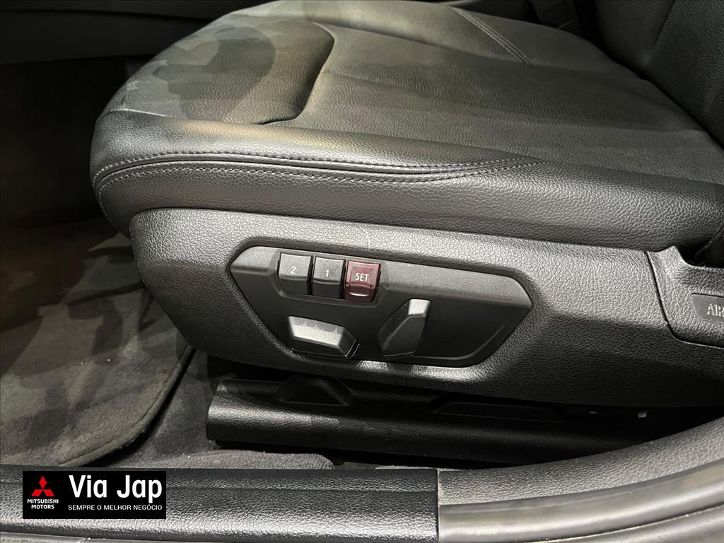 BMW-320i-2.0 16V TURBO ACTIVE FLEX 4P AUTOMÁTICO