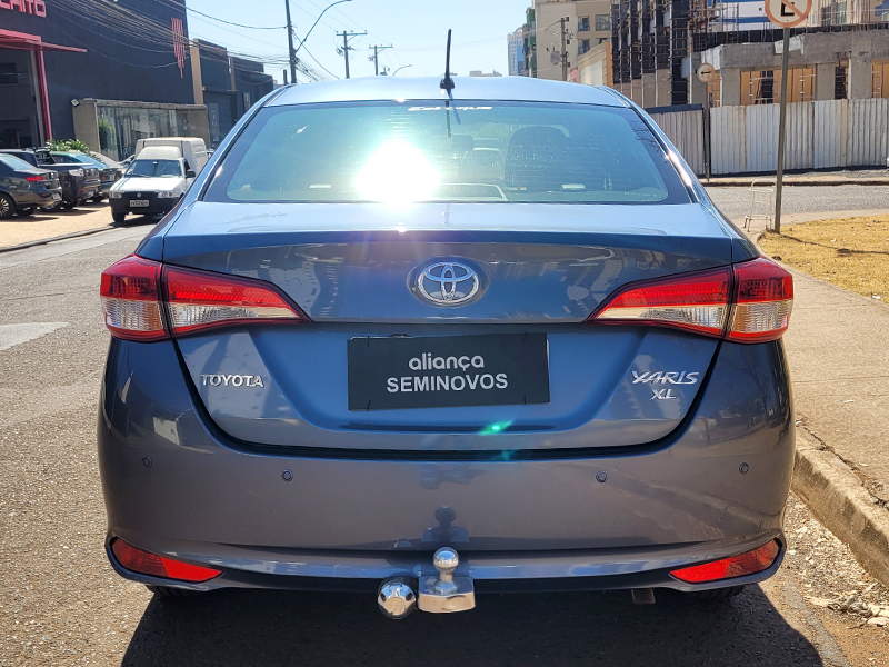 YARIS 1.5 16V FLEX SEDAN XL MULTIDRIVE