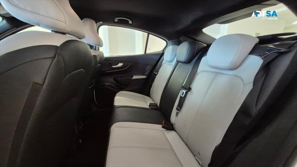 FIAT FASTBACK 1.0 TURBO 200 HYBRID IMPETUS CVT