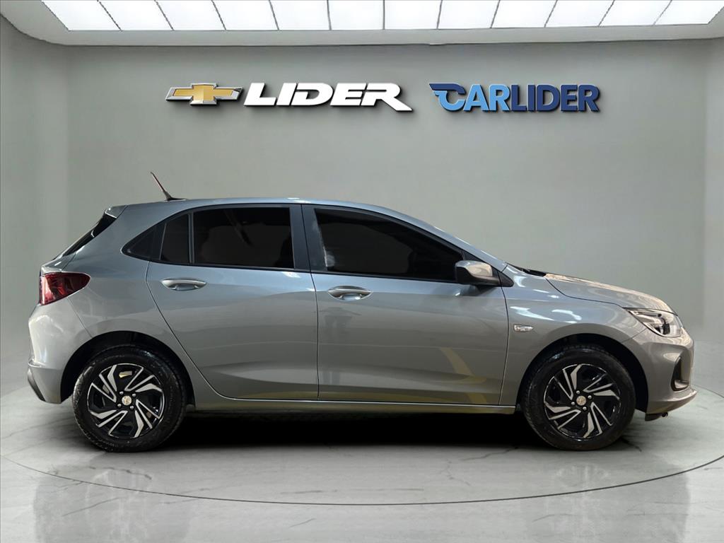 ONIX 1.0 TURBO FLEX LT AUTOMÁTICO6