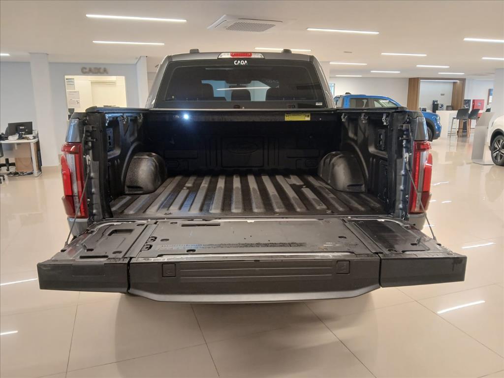 Ford-F-150-5.0 V8 GASOLINA CD LARIAT FX4 AUTOMÁTICO