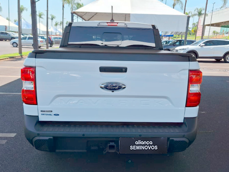 MAVERICK 2.5 HYBRID LARIAT e-CVT5