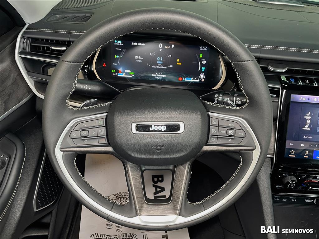 GRAND CHEROKEE 2.0 TURBO HÍBRIDO 4XE AT811