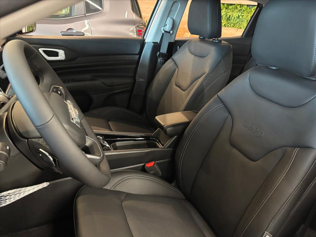 COMPASS 1.3 T270 TURBO FLEX LONGITUDE AT65