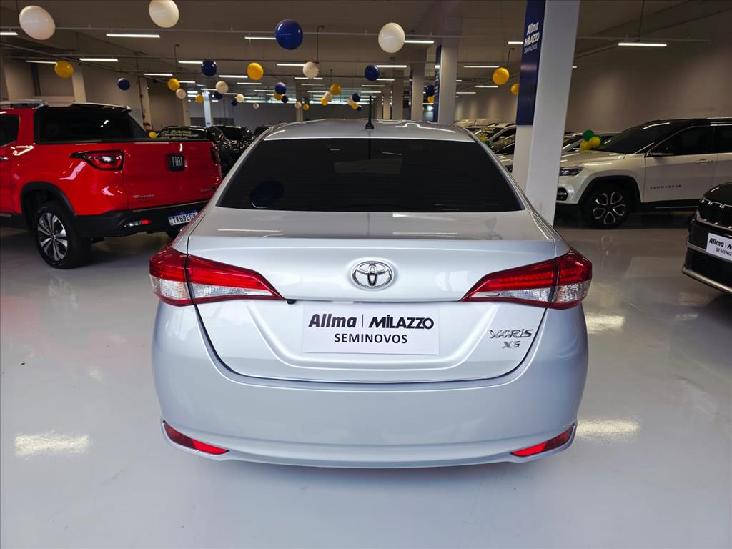 YARIS 1.5 16V FLEX SEDAN XS MULTIDRIVE4