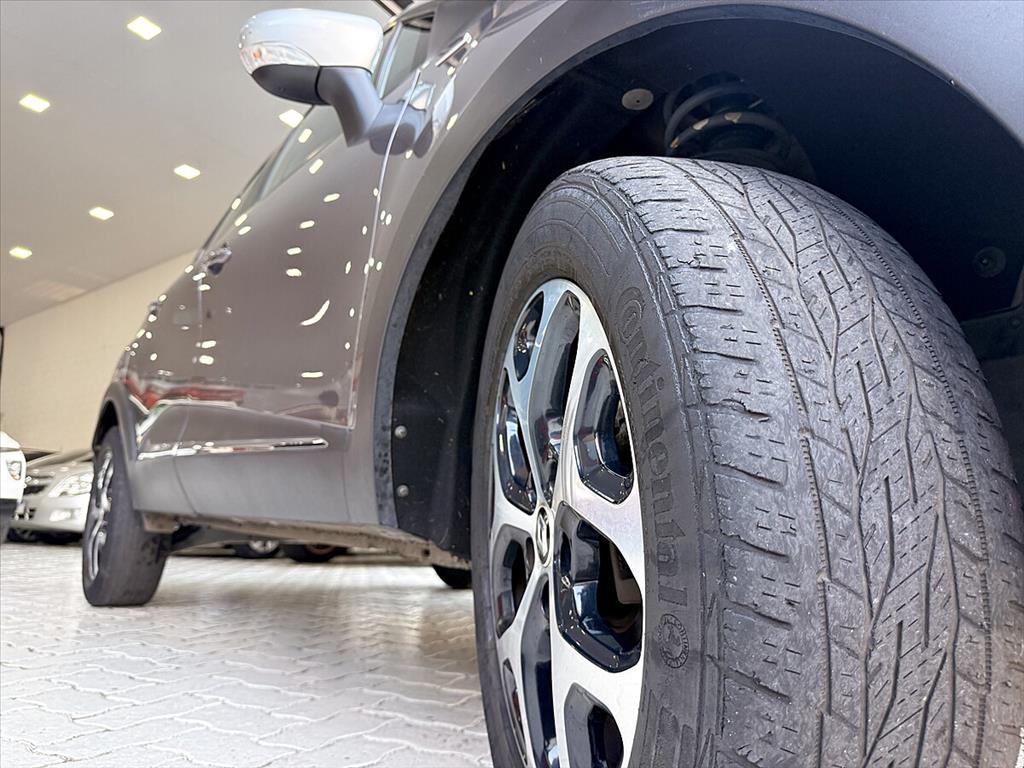 Renault Captur - 1.6 16V SCE FLEX BOSE X-TRONIC