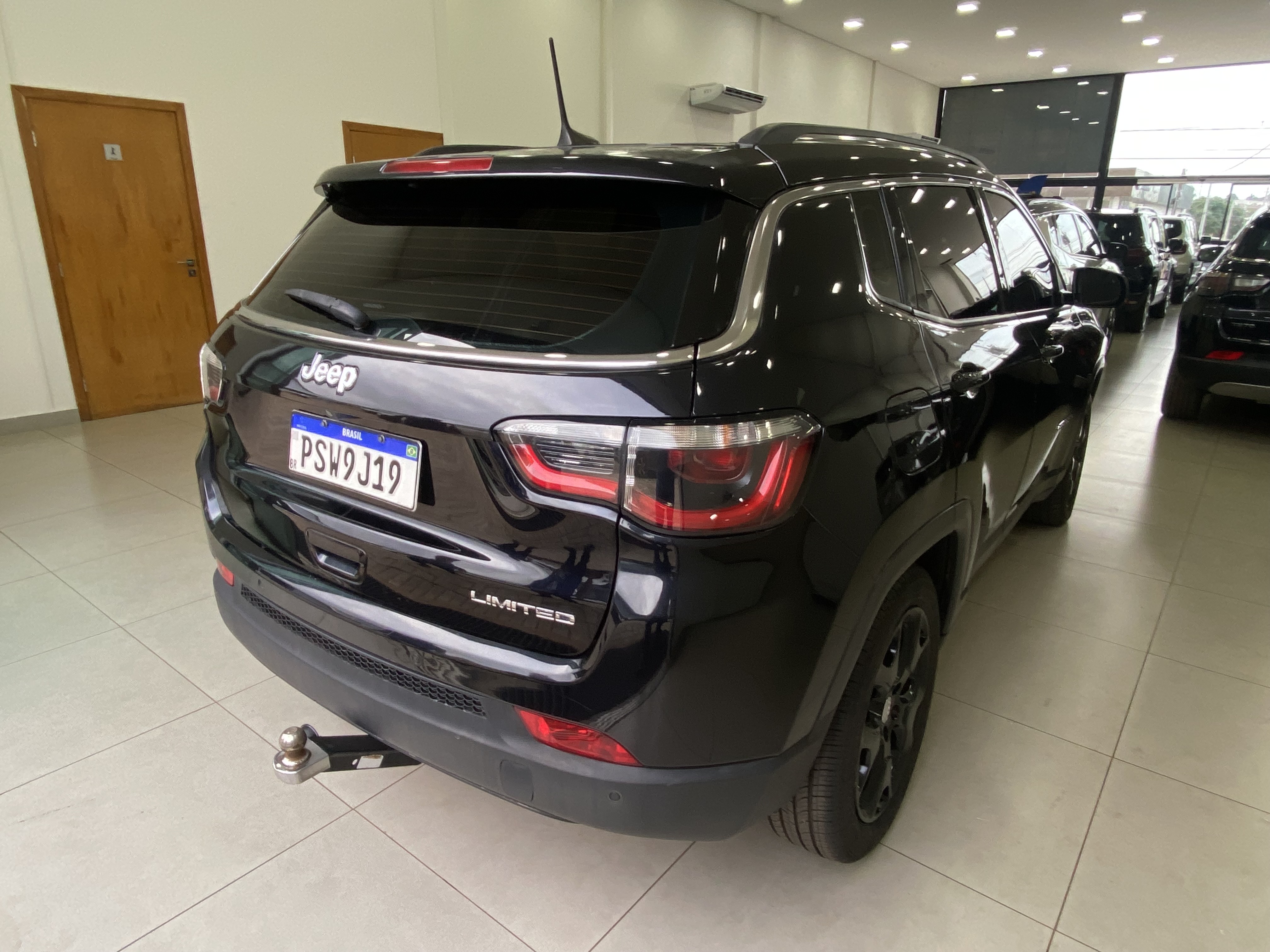 COMPASS 2.0 16V FLEX LIMITED AUTOMÁTICO4