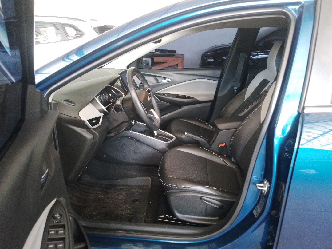 GM - Chevrolet-ONIX-1.0 TURBO FLEX PREMIER AUTOMÁTICO