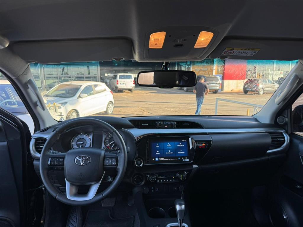HILUX 2.8 D-4D TURBO DIESEL CD SRV 4X4 AUTOMÁTICO5