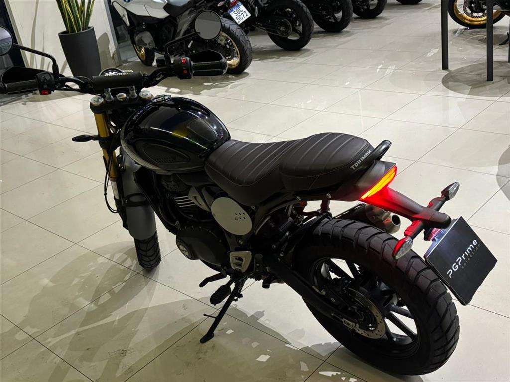 SCRAMBLER 400 X6
