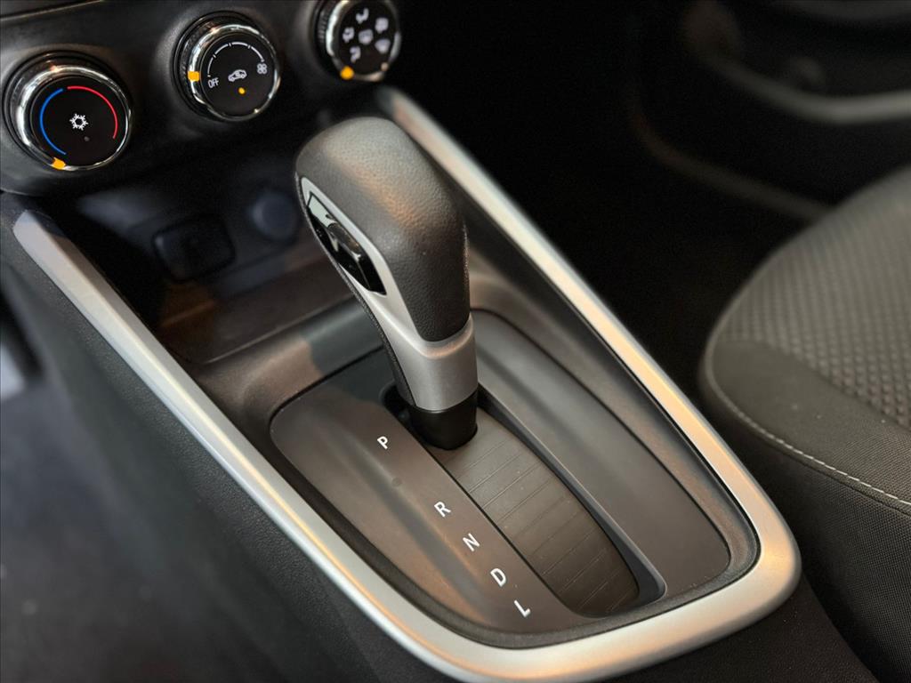 ONIX 1.0 TURBO FLEX LTZ AUTOMÁTICO9