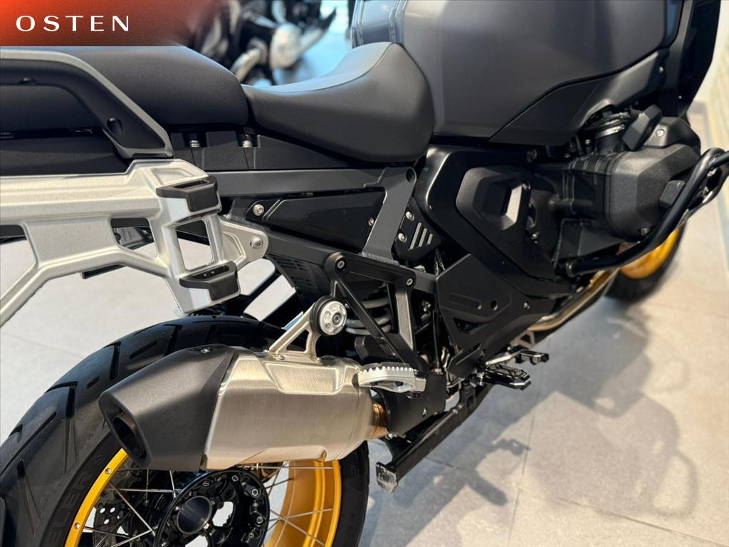 BMW Motorrad-R-1300 GS OPTION 719
