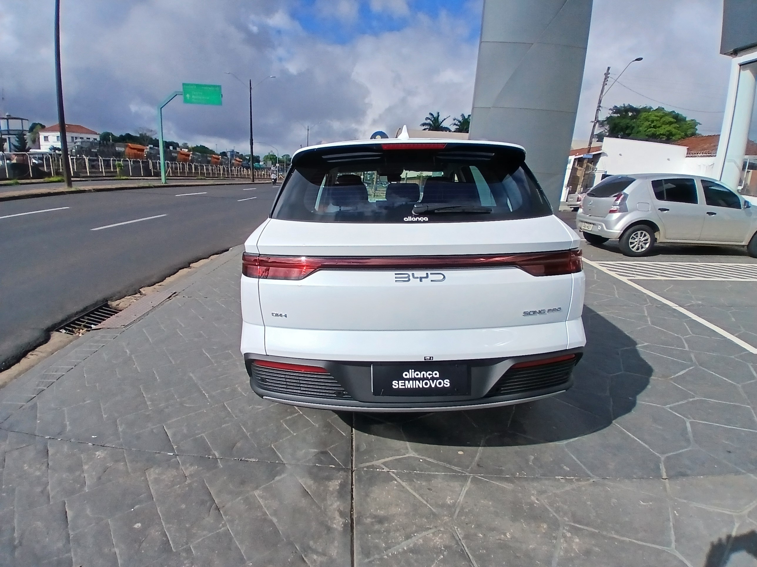 SONG PRO 1.5 DM-I HÍBRIDO GS AUTOMÁTICO3
