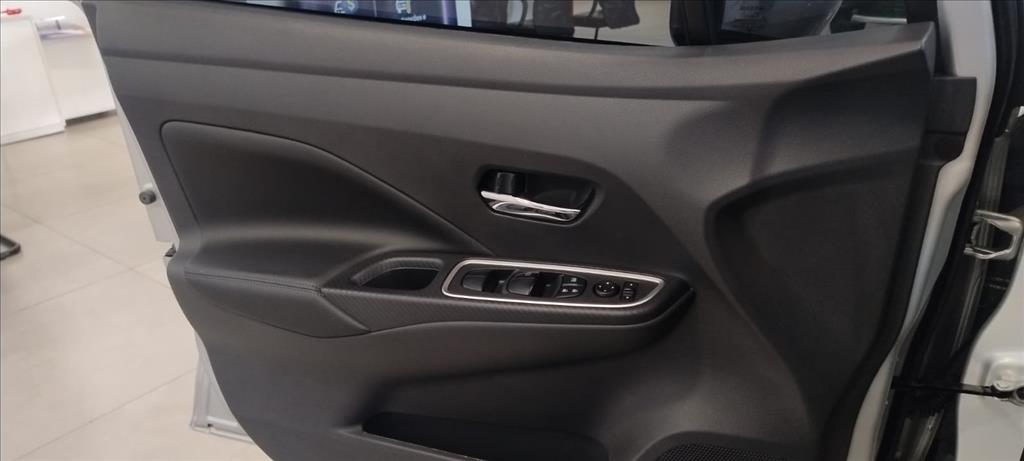 VERSA 1.6 16V FLEX EXCLUSIVE XTRONIC4