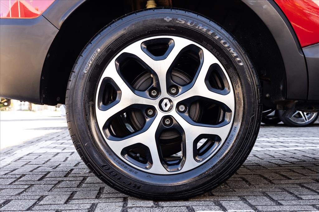 Renault-CAPTUR-1.6 16V SCE FLEX BOSE X-TRONIC