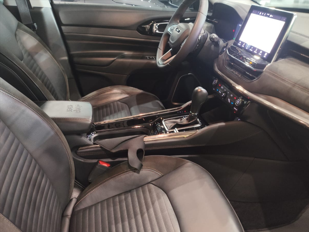 COMMANDER 2.0 TD380 TURBO DIESEL LIMITED AT912