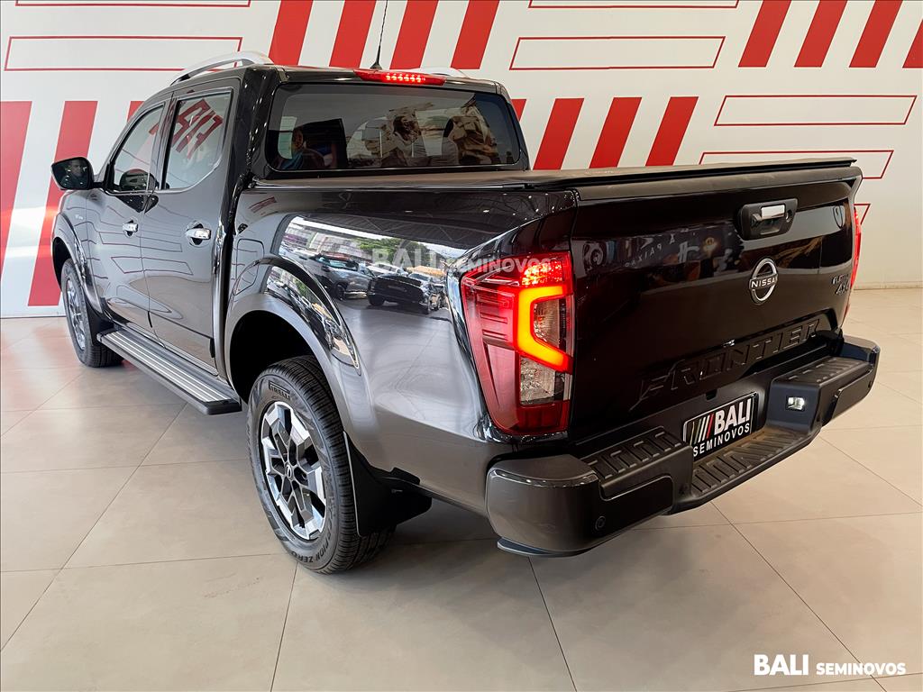 FRONTIER 2.3 16V TURBO DIESEL PLATINUM CD 4X4 AUTOMÁTICO4