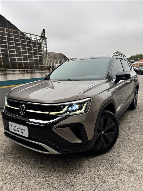 TAOS 1.4 250 TSI TOTAL FLEX HIGHLINE AUTOMÁTICO0