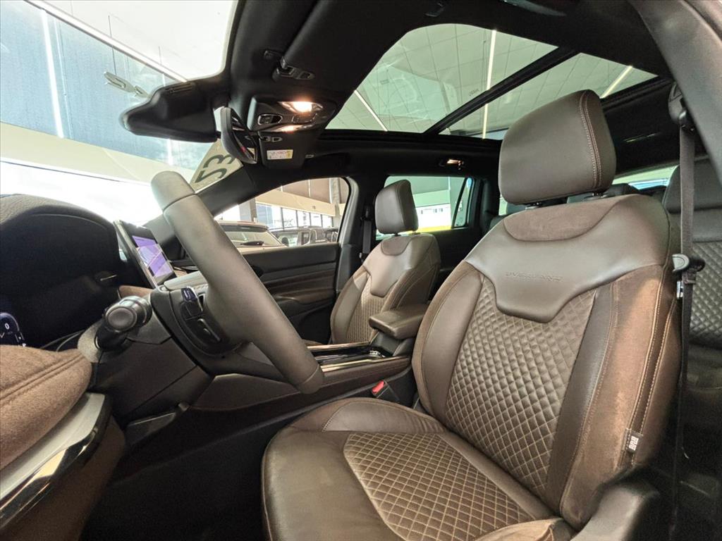 COMMANDER 1.3 T270 TURBO FLEX OVERLAND AT67 COMMANDER 1.3 T270 TURBO FLEX OVERLAND AT67