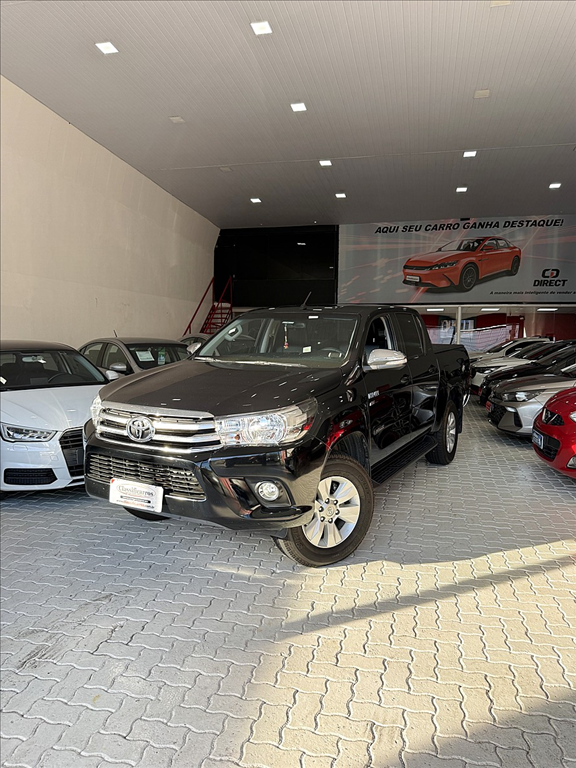 Toyota Hilux - 2.7 SRV 4X2 CD 16V FLEX 4P AUTOMÁTICO