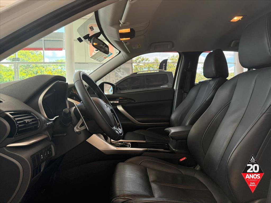 Mitsubishi-ECLIPSE CROSS-1.5 MIVEC TURBO GASOLINA HPE CVT