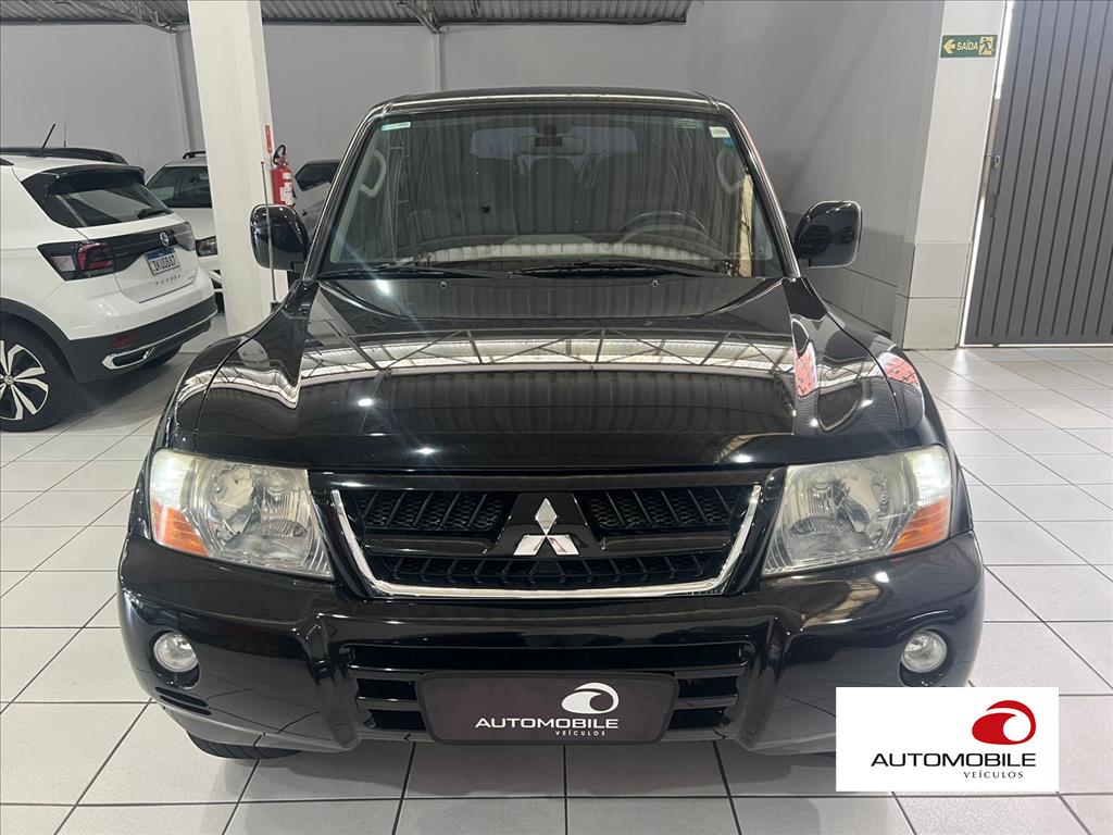 MITSUBISHI PAJERO FULL