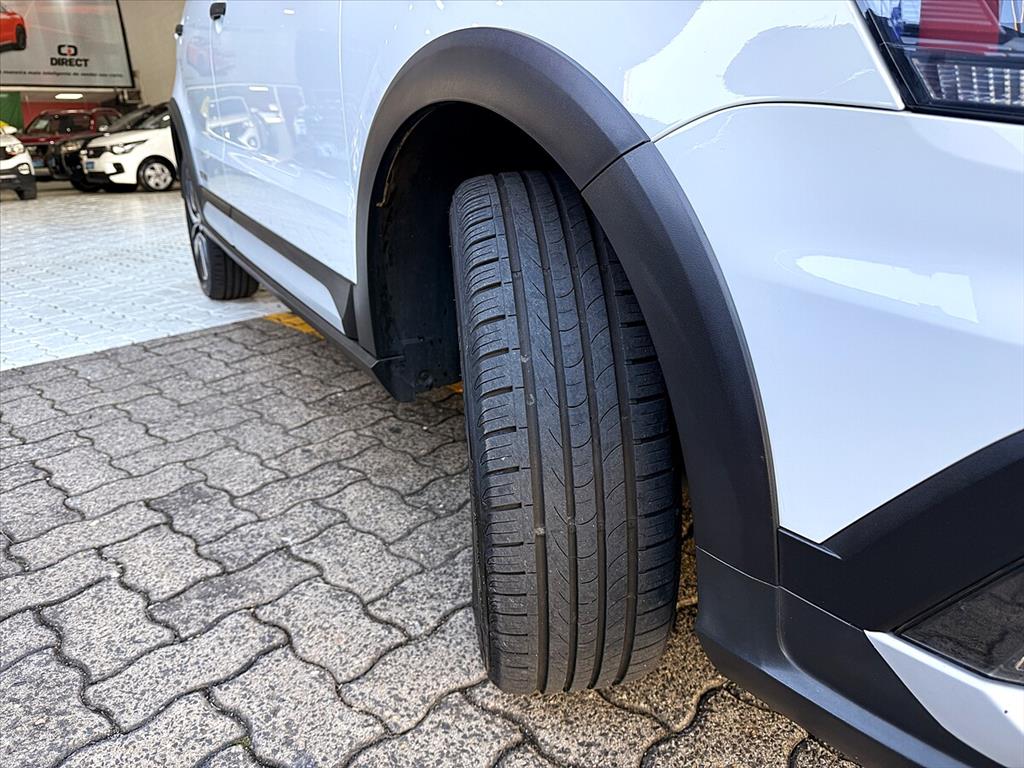 Volkswagen Fox - 1.6 MSI TOTAL FLEX XTREME 4P MANUAL