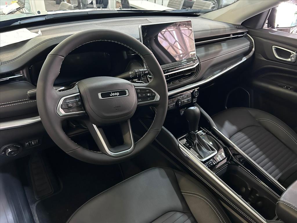 COMMANDER 1.3 T270 TURBO FLEX LONGITUDE AT611