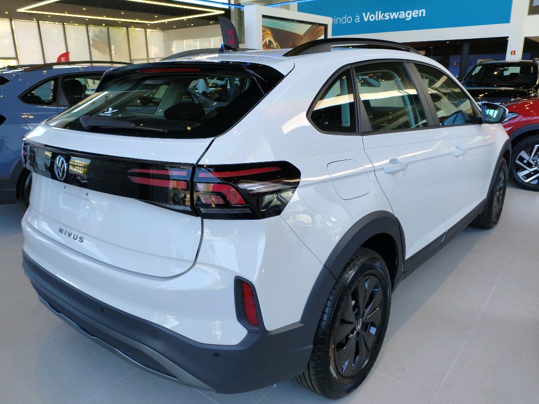 NIVUS 1.0 200 TSI TOTAL FLEX SENSE AUTOMÁTICO4