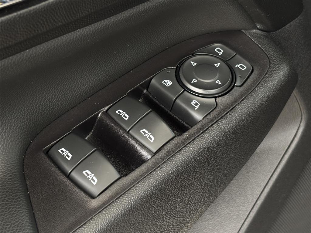 EQUINOX 1.5 16V TURBO GASOLINA LT AUTOMÁTICO EQUINOX 1.5 16V TURBO GASOLINA LT AUTOMÁTICO