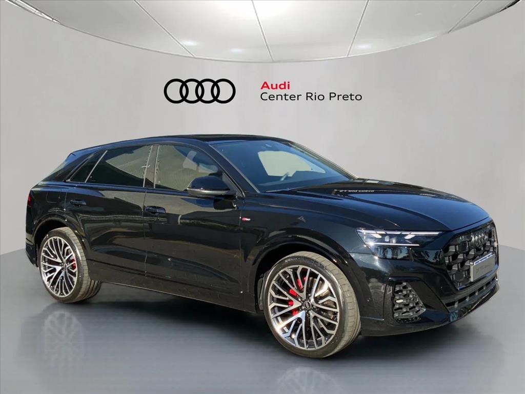 Audi-Q8-3.0 TFSI GASOLINA PERFORMANCE BLACK QUATTRO TIPTRONIC