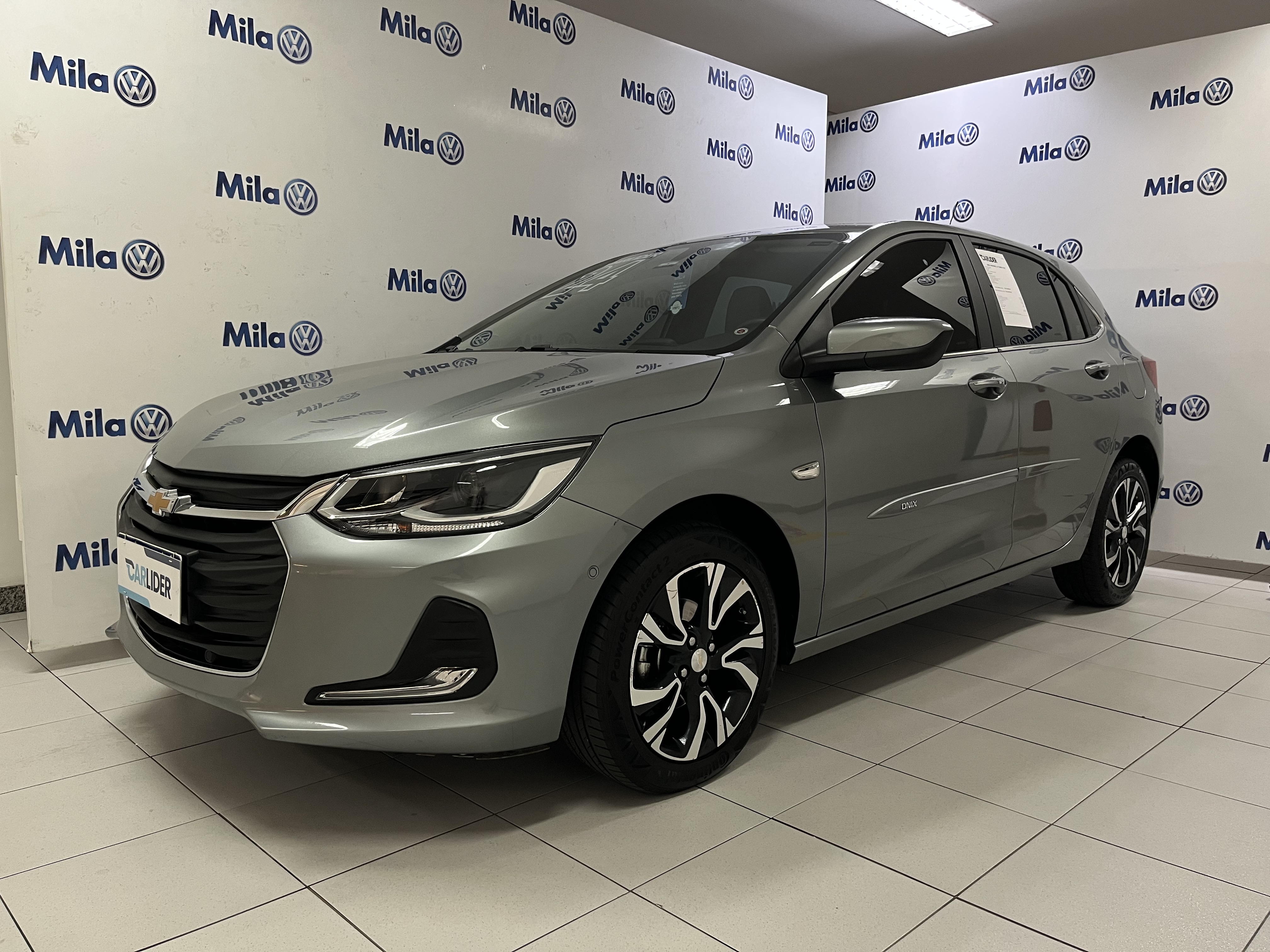 ONIX 1.0 TURBO FLEX PREMIER AUTOMÁTICO0