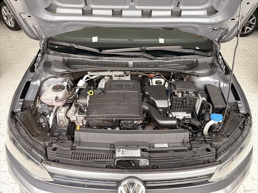 Volkswagen Polo - 1.6 MSI TOTAL FLEX MANUAL