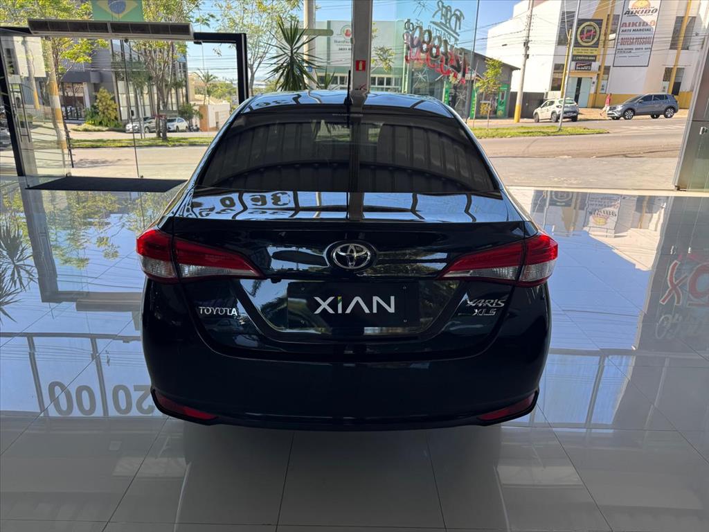 YARIS 1.5 16V FLEX SEDAN XLS MULTIDRIVE1 YARIS 1.5 16V FLEX SEDAN XLS MULTIDRIVE1