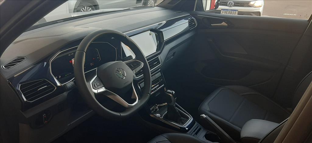 T-CROSS 1.0 200 TSI TOTAL FLEX COMFORTLINE AUTOMÁTICO2