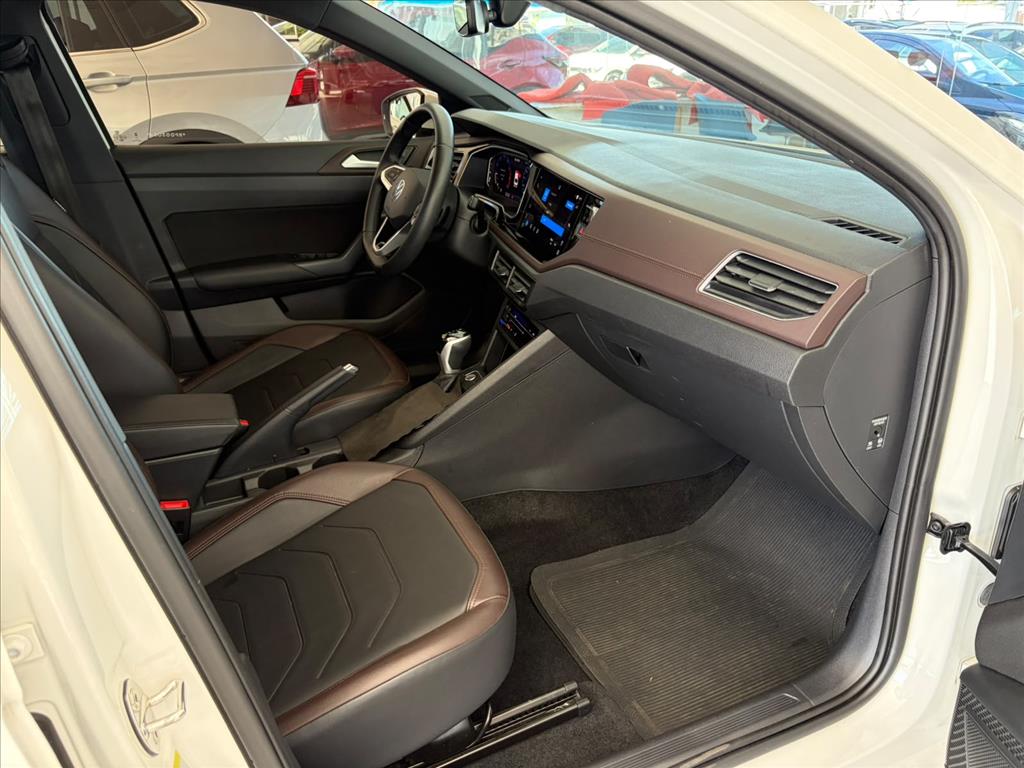 VIRTUS 1.0 200 TSI HIGHLINE AUTOMÁTICO17