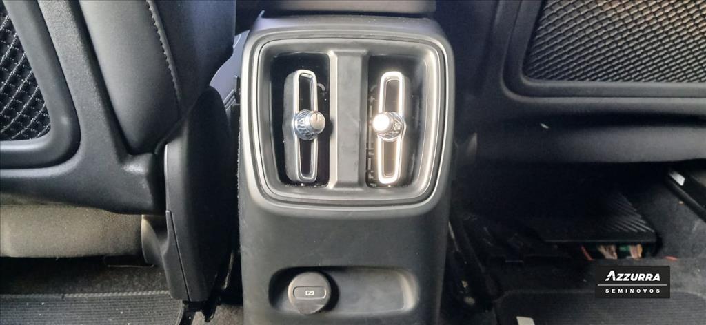 XC40 P8 RECHARGE TWIN ELECTRIC ULTIMATE AWD9