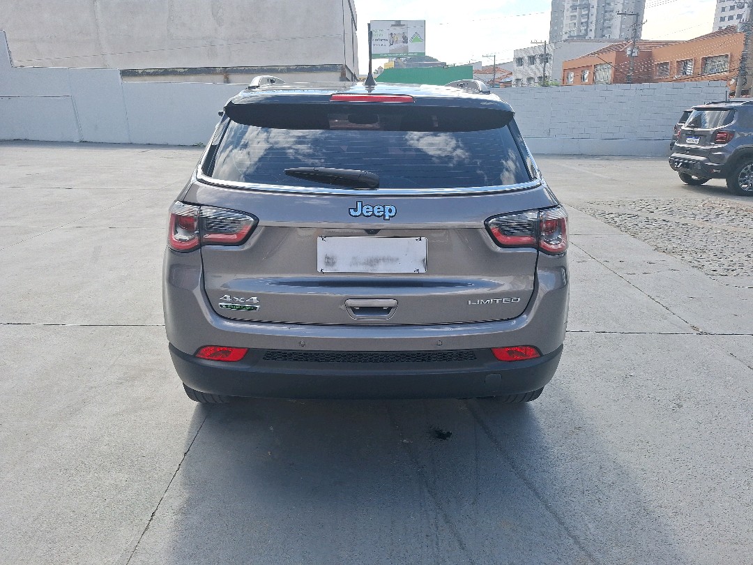 COMPASS 2.0 16V DIESEL LIMITED 4X4 AUTOMÁTICO4