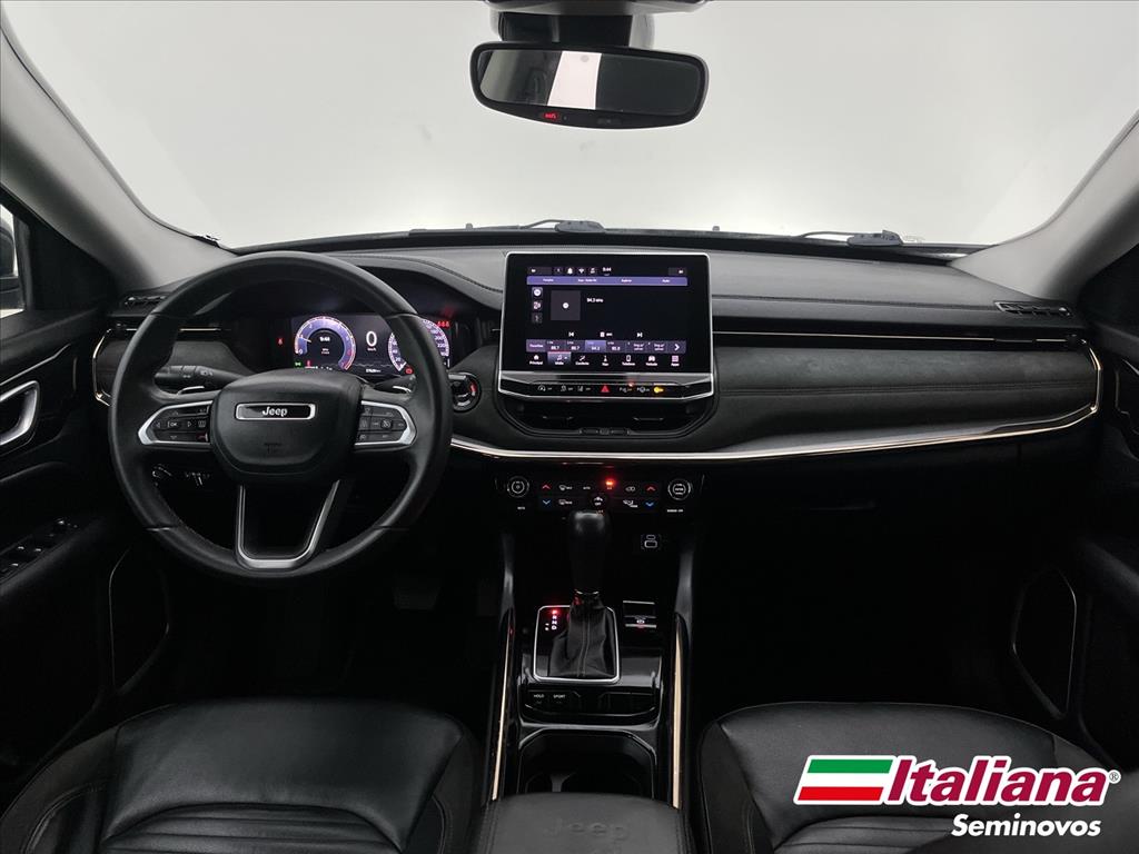 COMMANDER 1.3 T270 TURBO FLEX LIMITED AT68