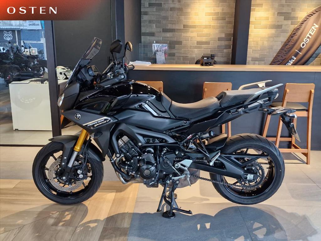 YAMAHA-MT-09-TRACER 900 GT