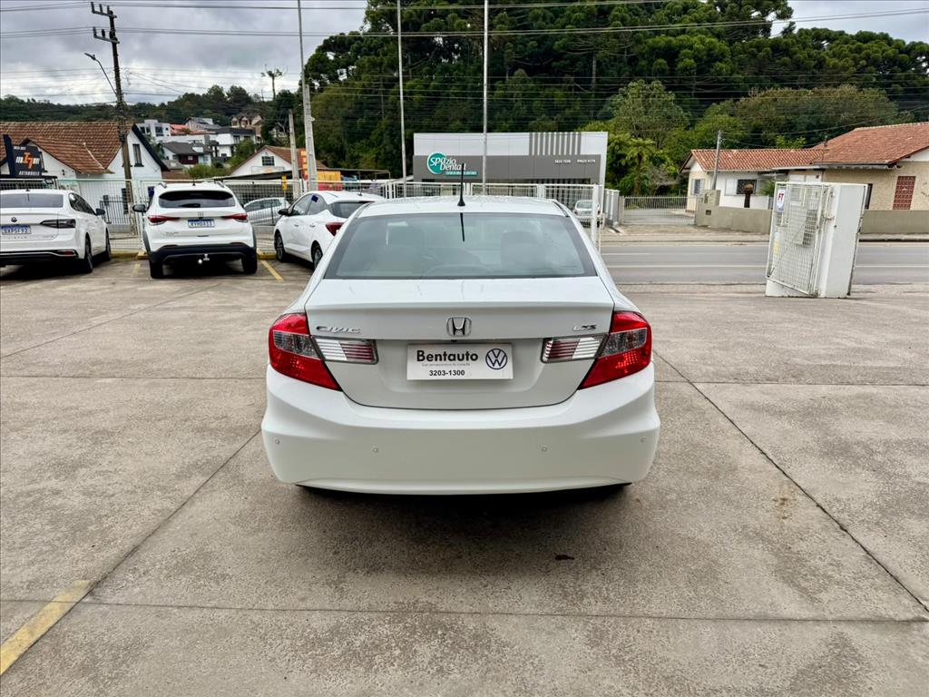 CIVIC 1.8 LXS 16V FLEX 4P AUTOMÁTICO8