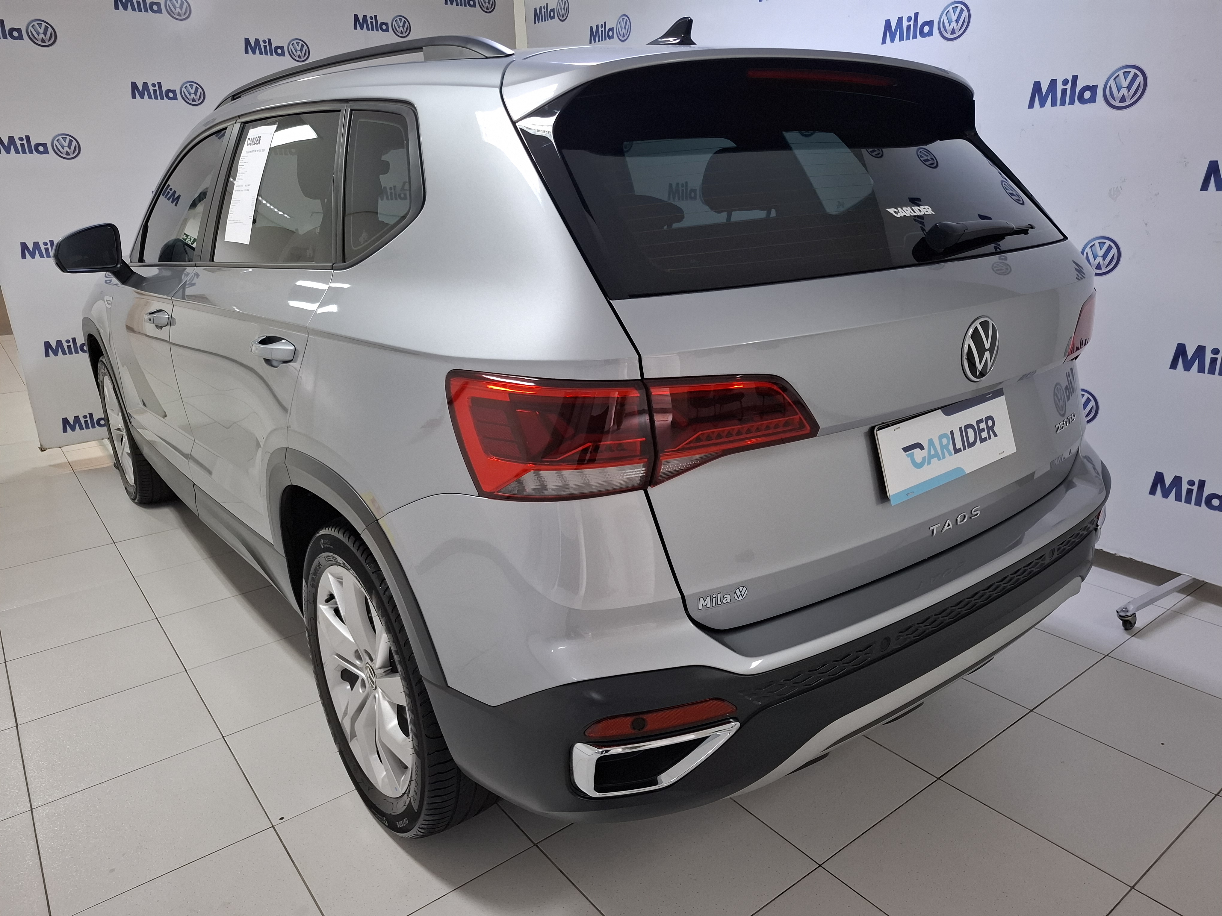 TAOS 1.4 250 TSI TOTAL FLEX COMFORTLINE AUTOMÁTICO3